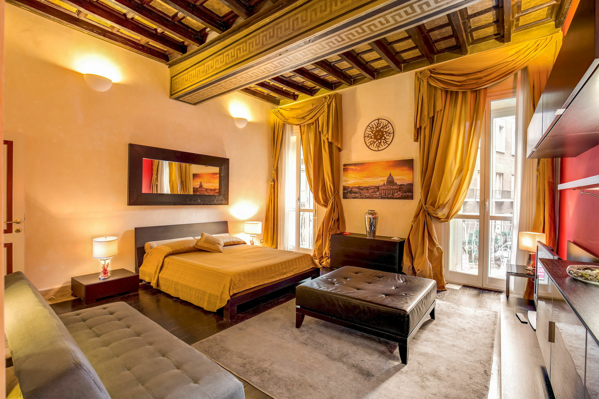 Apartment In Historic *